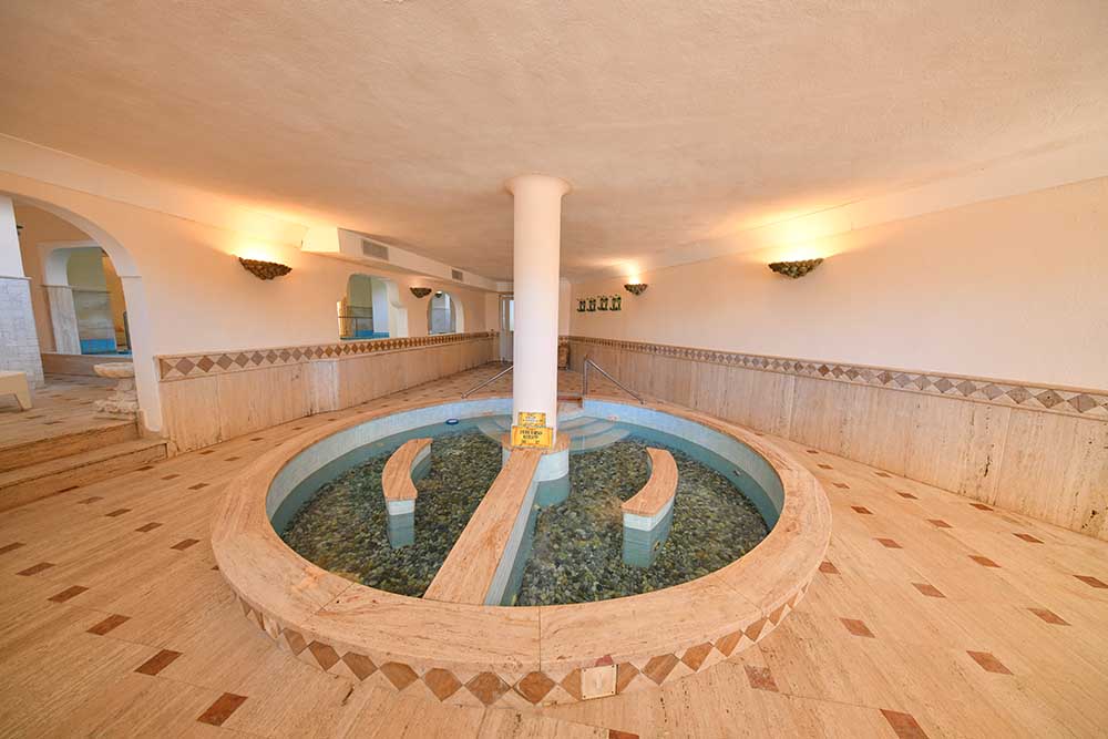 Lastminute Ischia soggiorno in Hotel con terme interne convenzionate asl ad Aprile